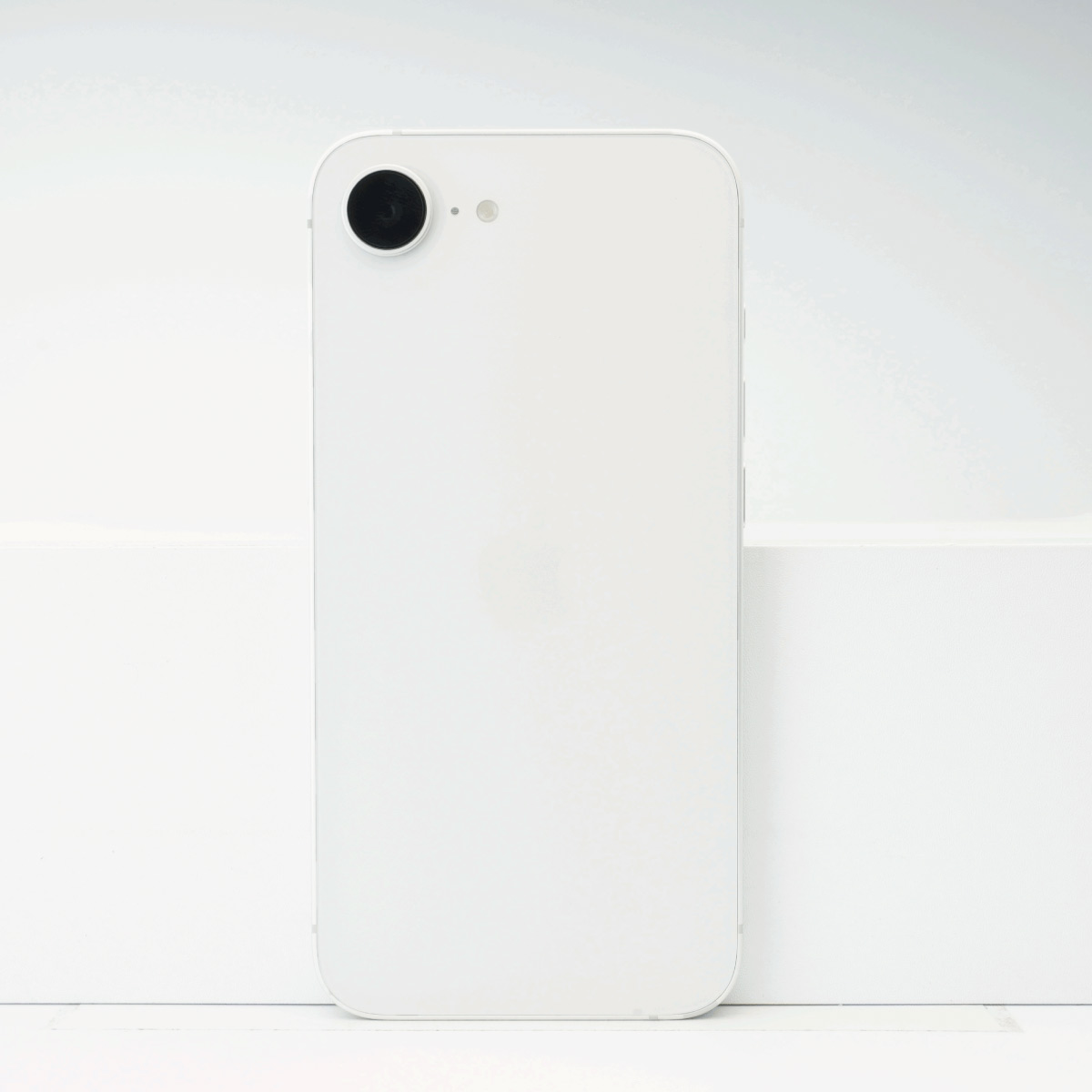 楽天市場】iPhone 16e SIMフリー 中古 本体 スマホ スマートフォン