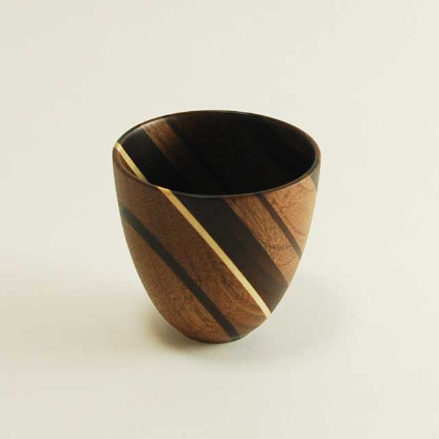 楽天市場】【露木木工所】箱根寄木細工 ぐい呑み 黒 : POST DETAIL