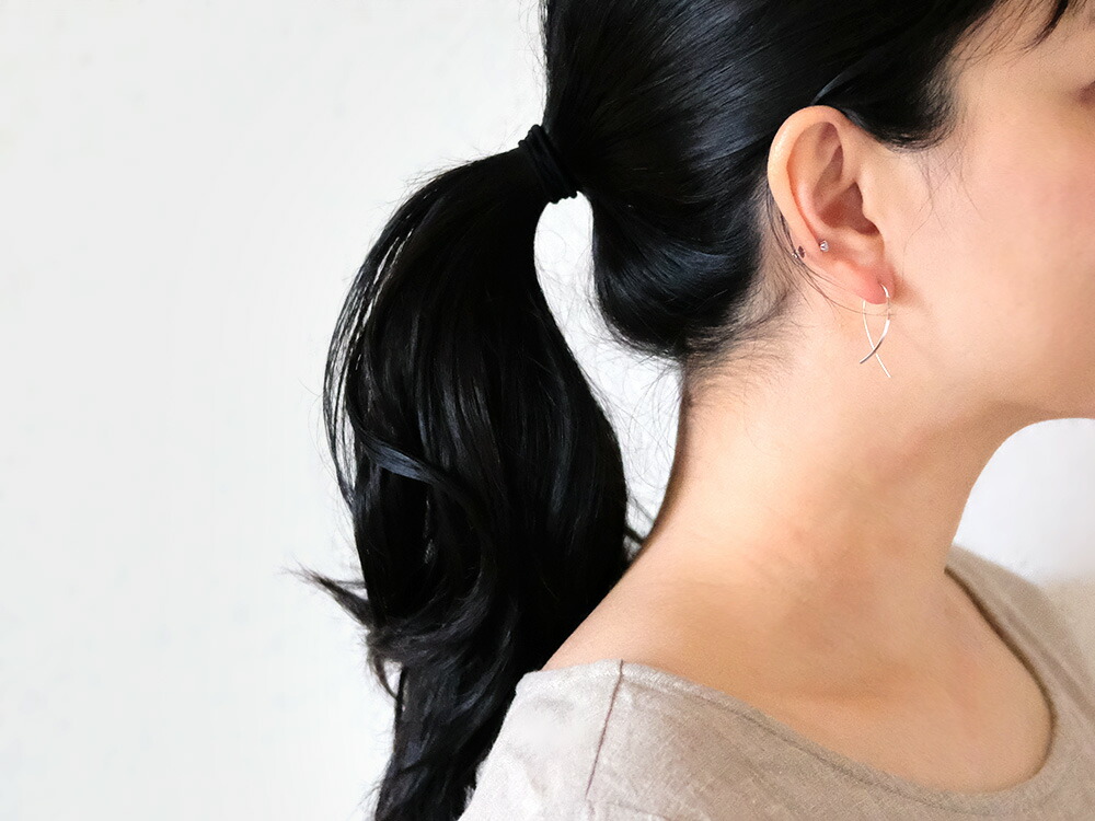 楽天市場】K18 Hineri ピアス 18k K18 18金 安心 ピアス レディース