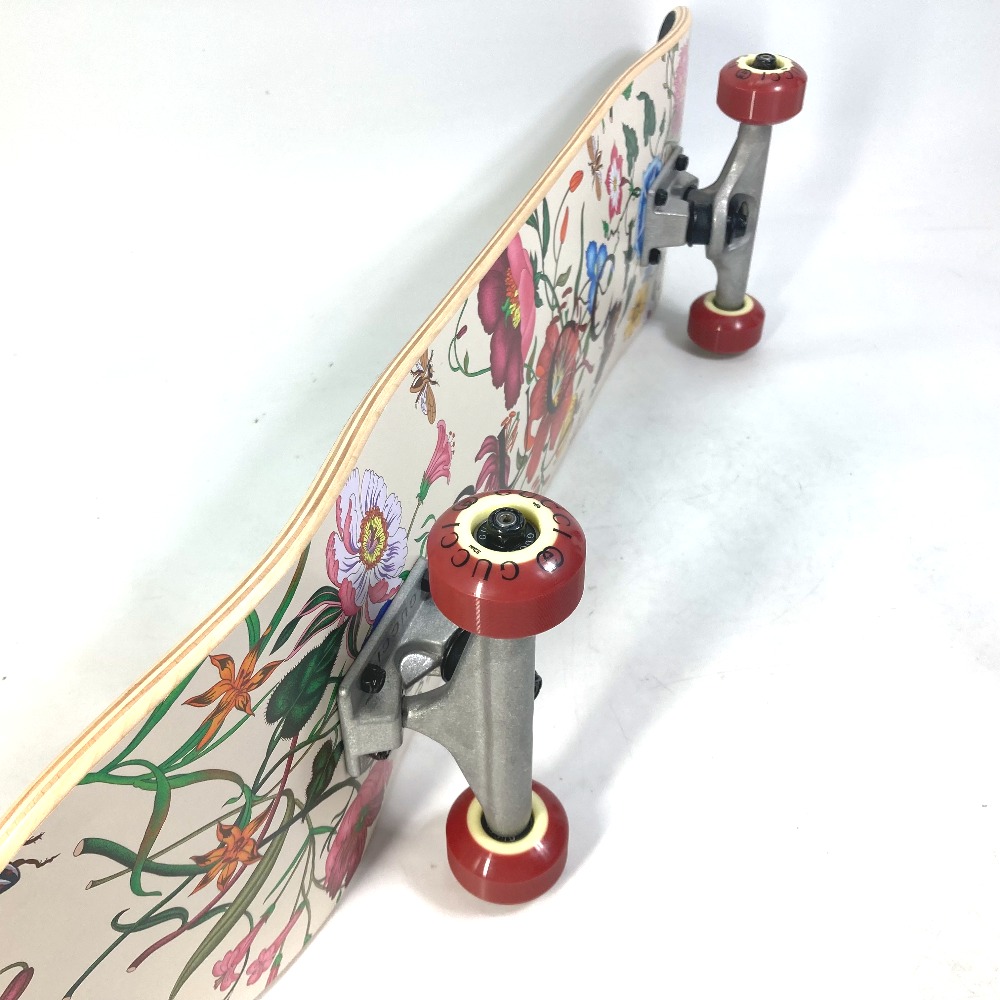 楽天市場】GUCCI グッチ 689105 フローラ ロゴ 花柄 フラワー スケート