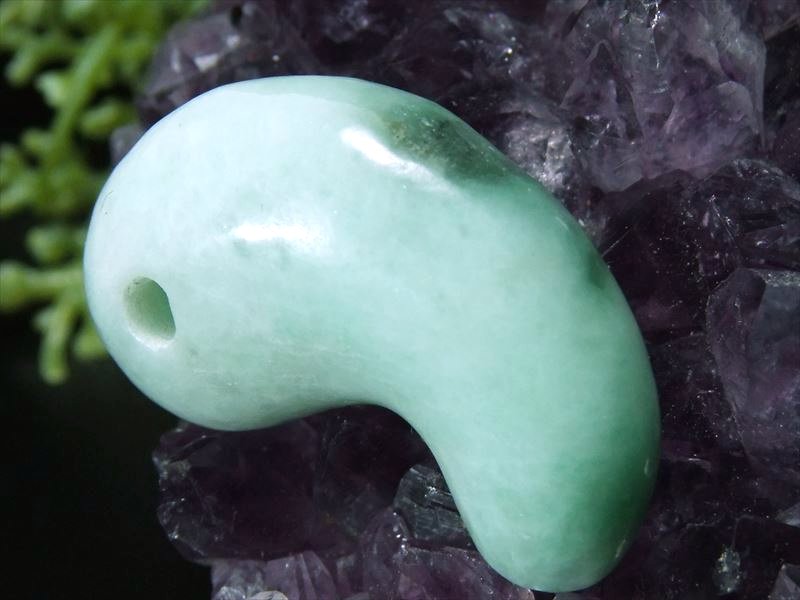 糸魚川翡翠勾玉ぷっくり50g超え