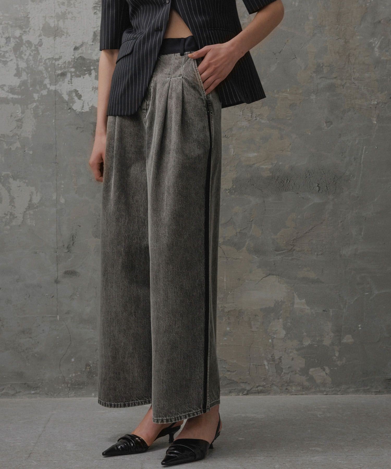 ADAM ET ROPE'｜【EMOELLE】・【サステナブル】ドレスデニムパンツ