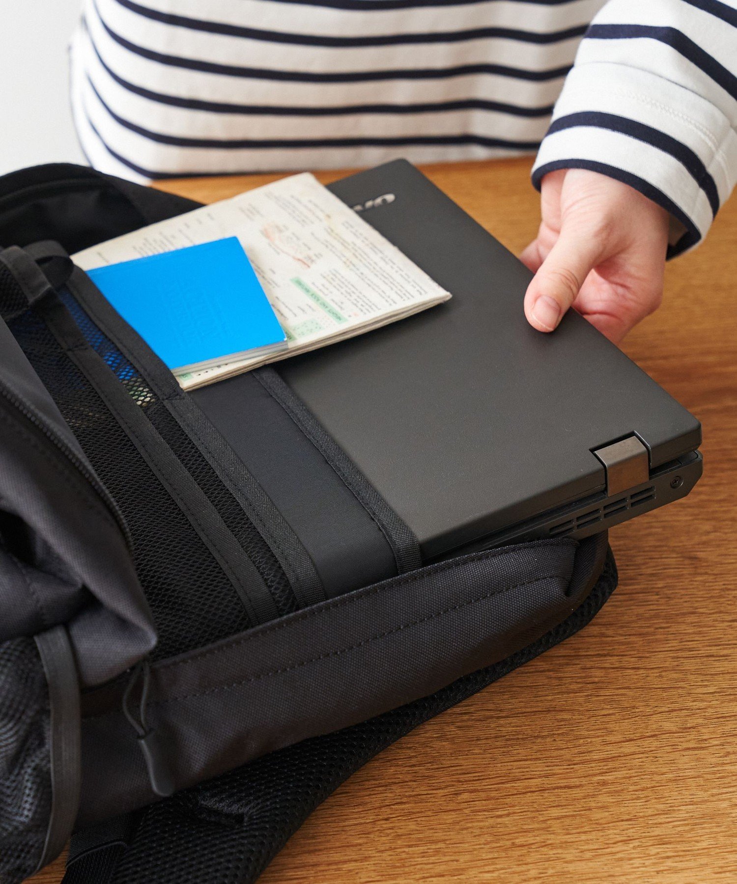 Afternoon Tea LIVING｜無重力ファンクションリュック | Rakuten