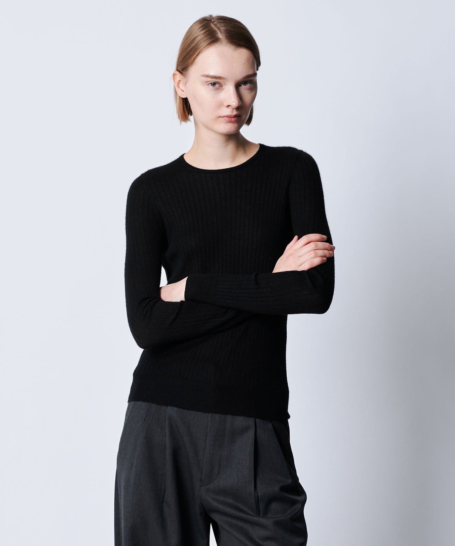 Drawer｜18G カシミヤシルクリブクルーネックニット | Rakuten Fashion