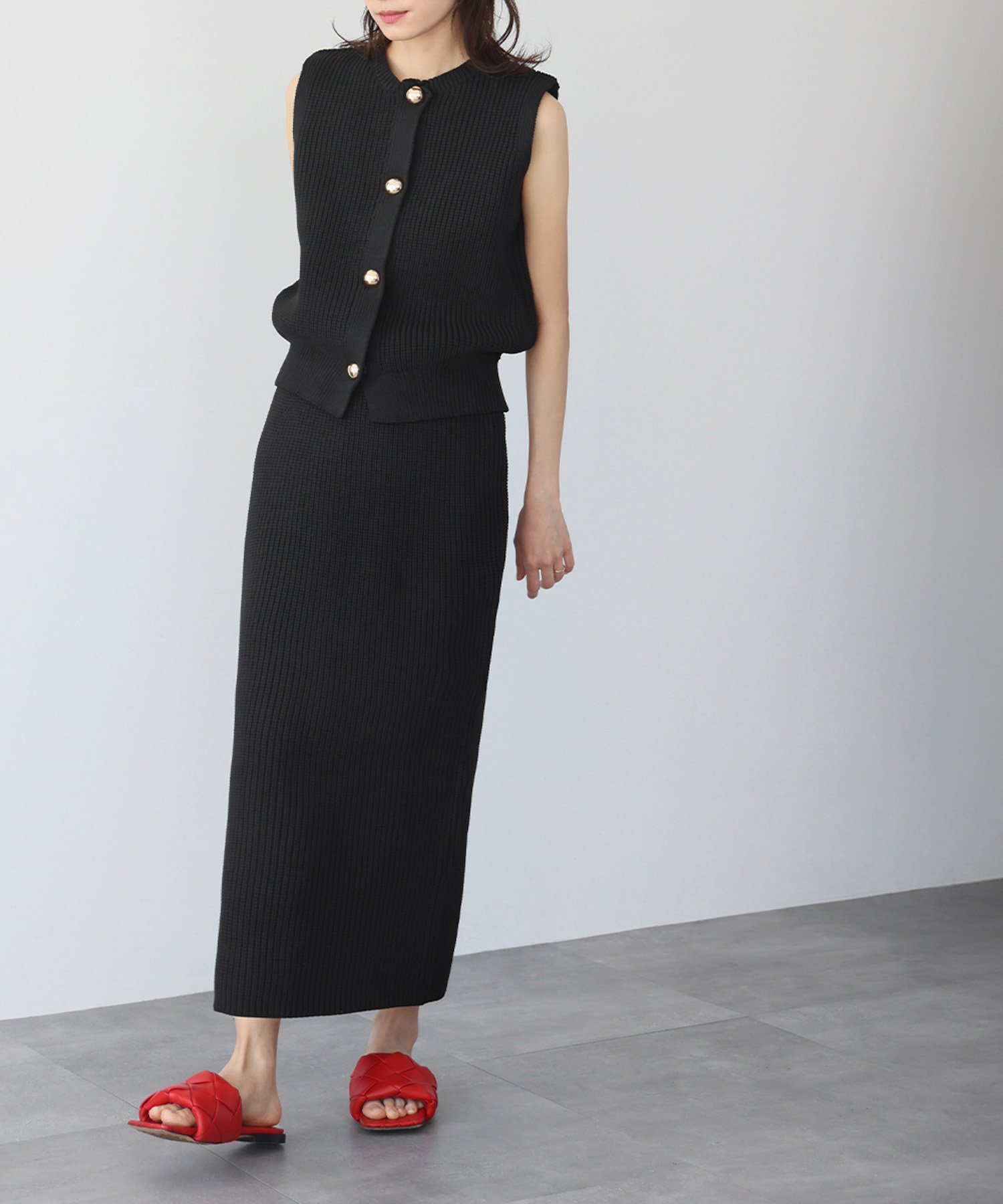 RIVER FIELD & Co.｜ノースリーブニットベスト&ナロースカート