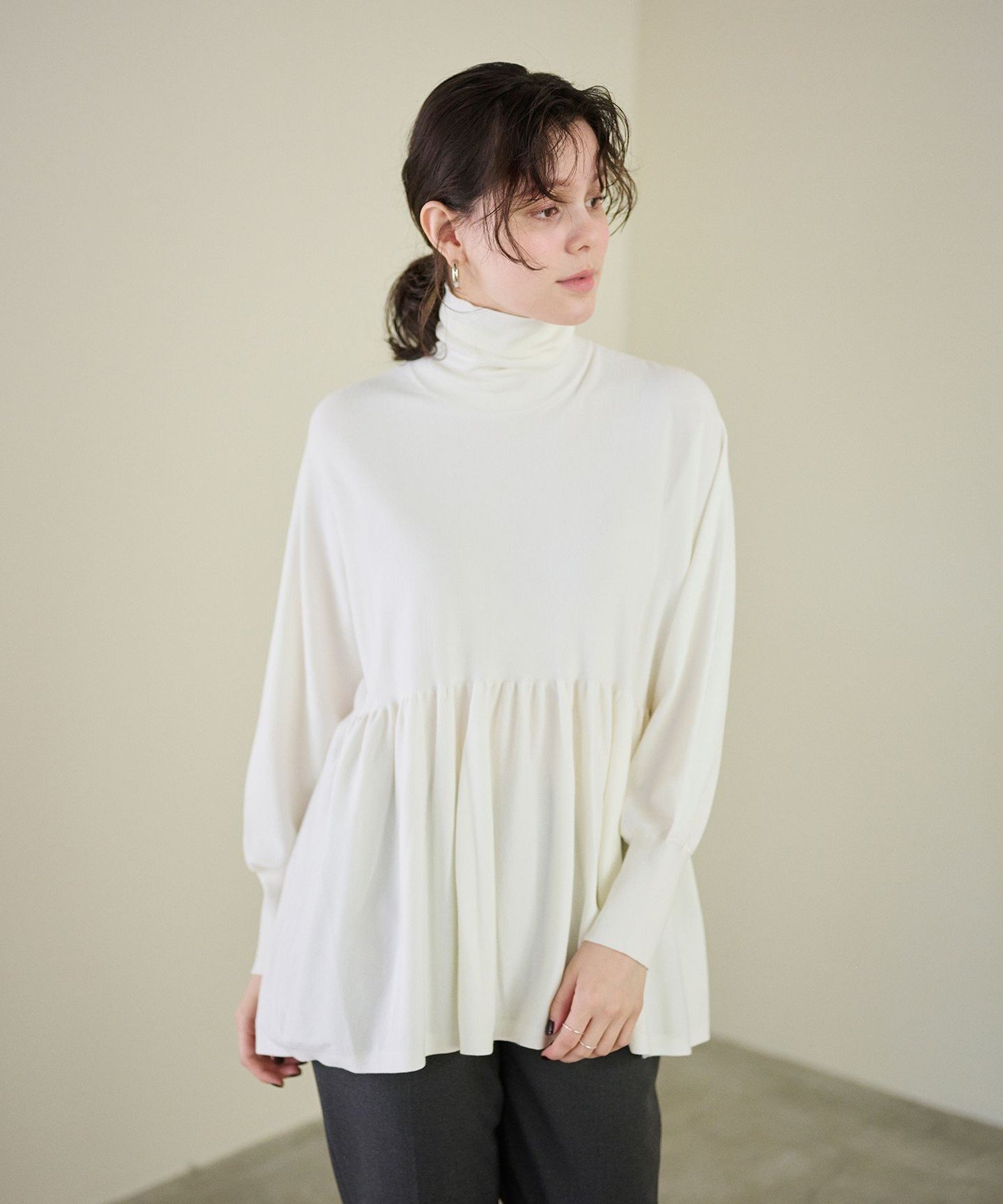 Newans｜【洗える】ペプラムデザインワイドシルエットプルオーバー