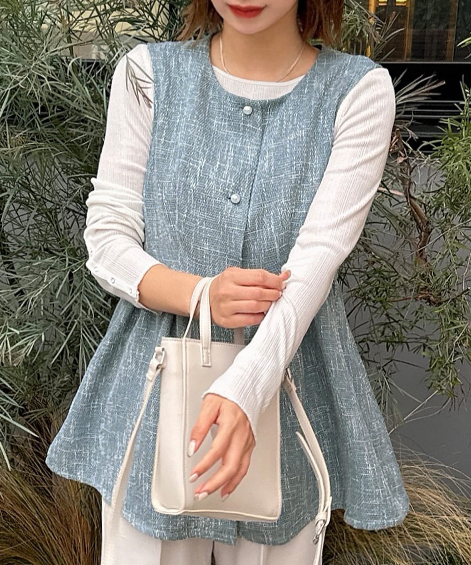 JUNOAH｜パールボタンツイードペプラムトップス | Rakuten Fashion