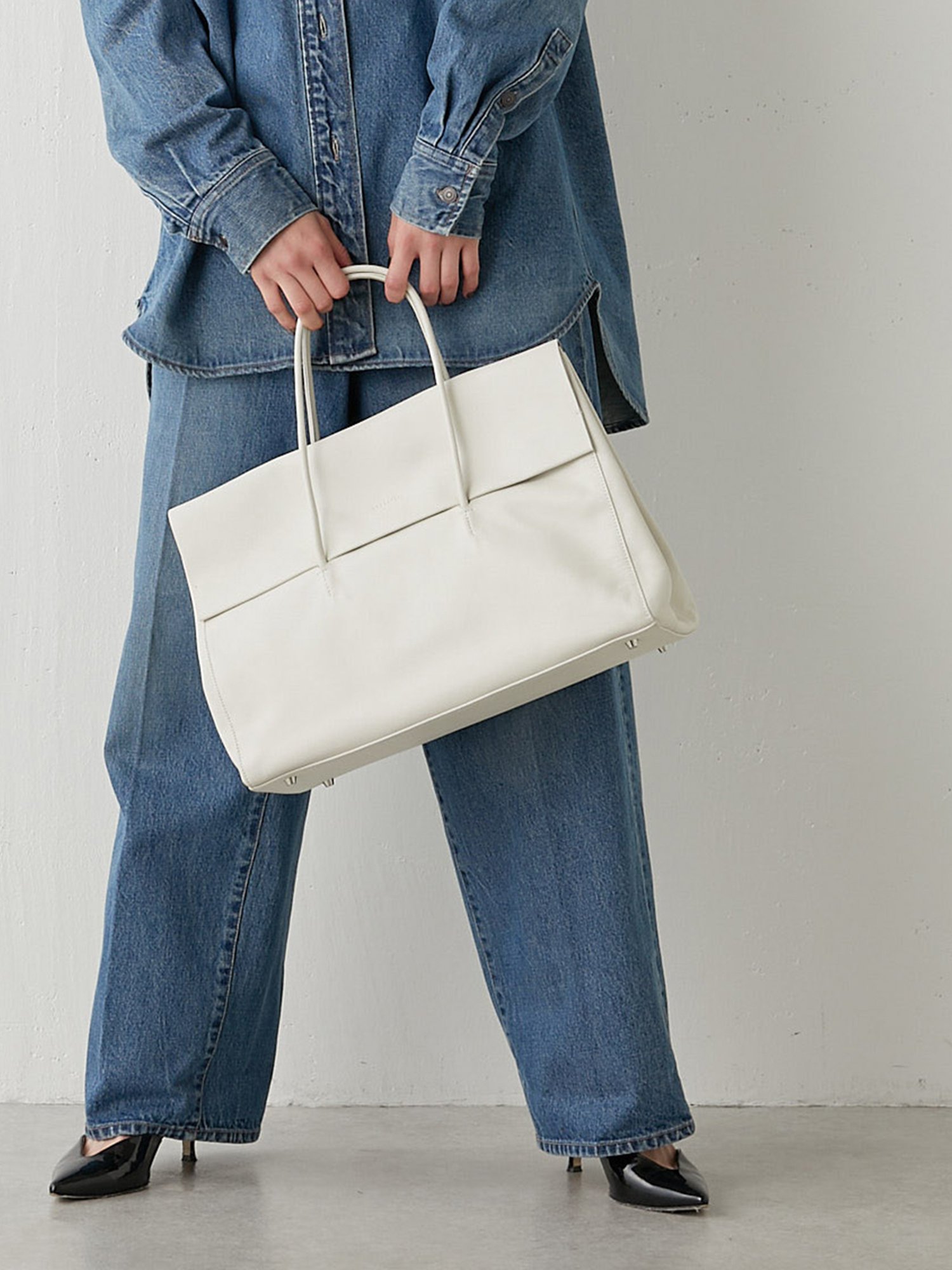 Whim Gazette｜【Hoaw.】フラップボストンバッグ | Rakuten Fashion