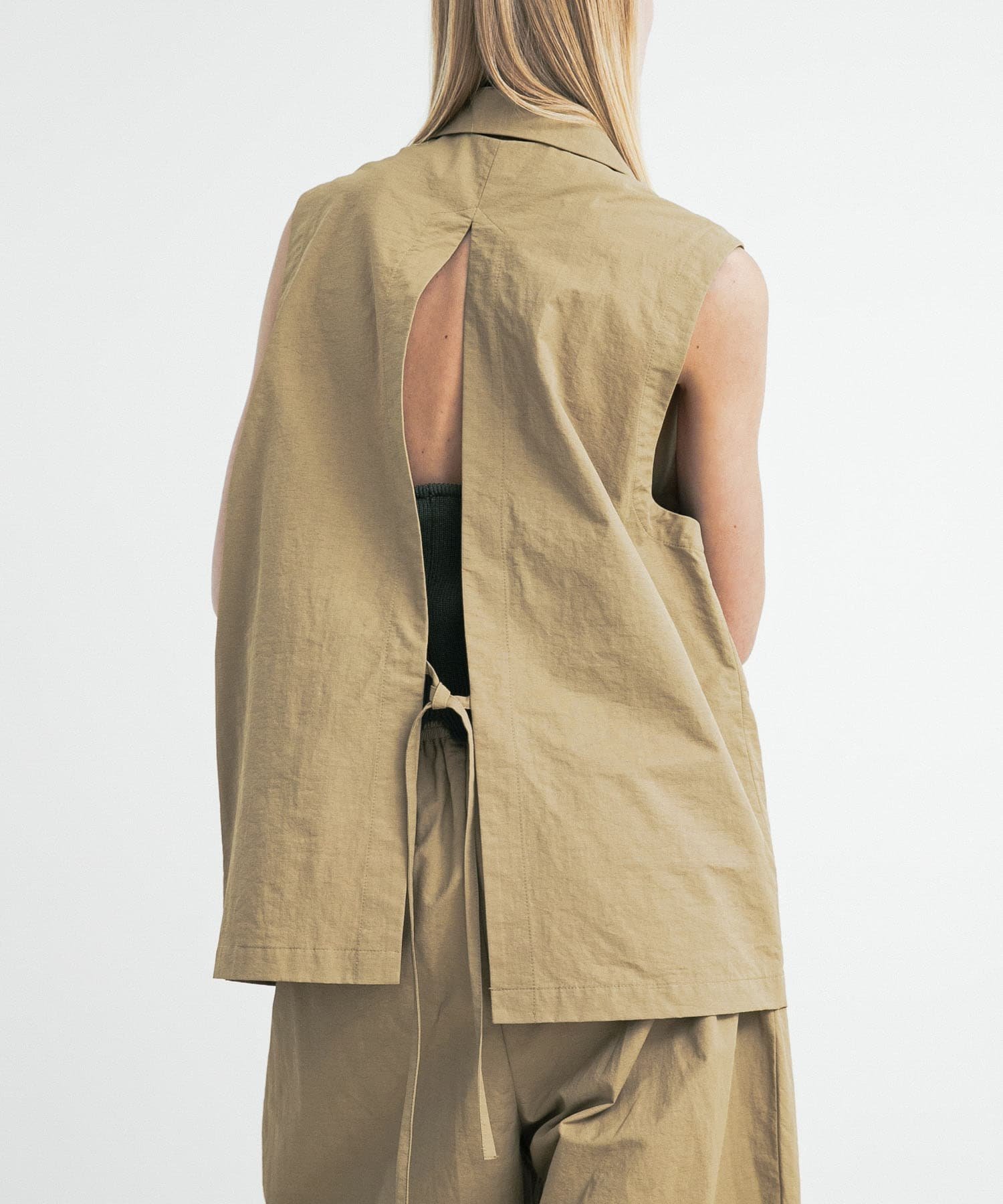 LAATO(ラート)のその他のジャケット・アウターアイテム一覧 | Rakuten