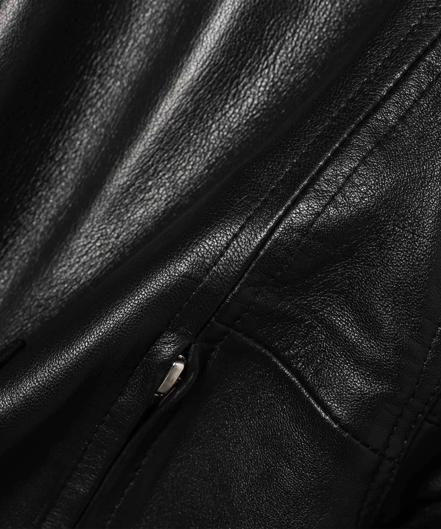 BEAMS MEN｜ワイドフィット 4ポケット レザー ブルゾン 25AW ゆったり