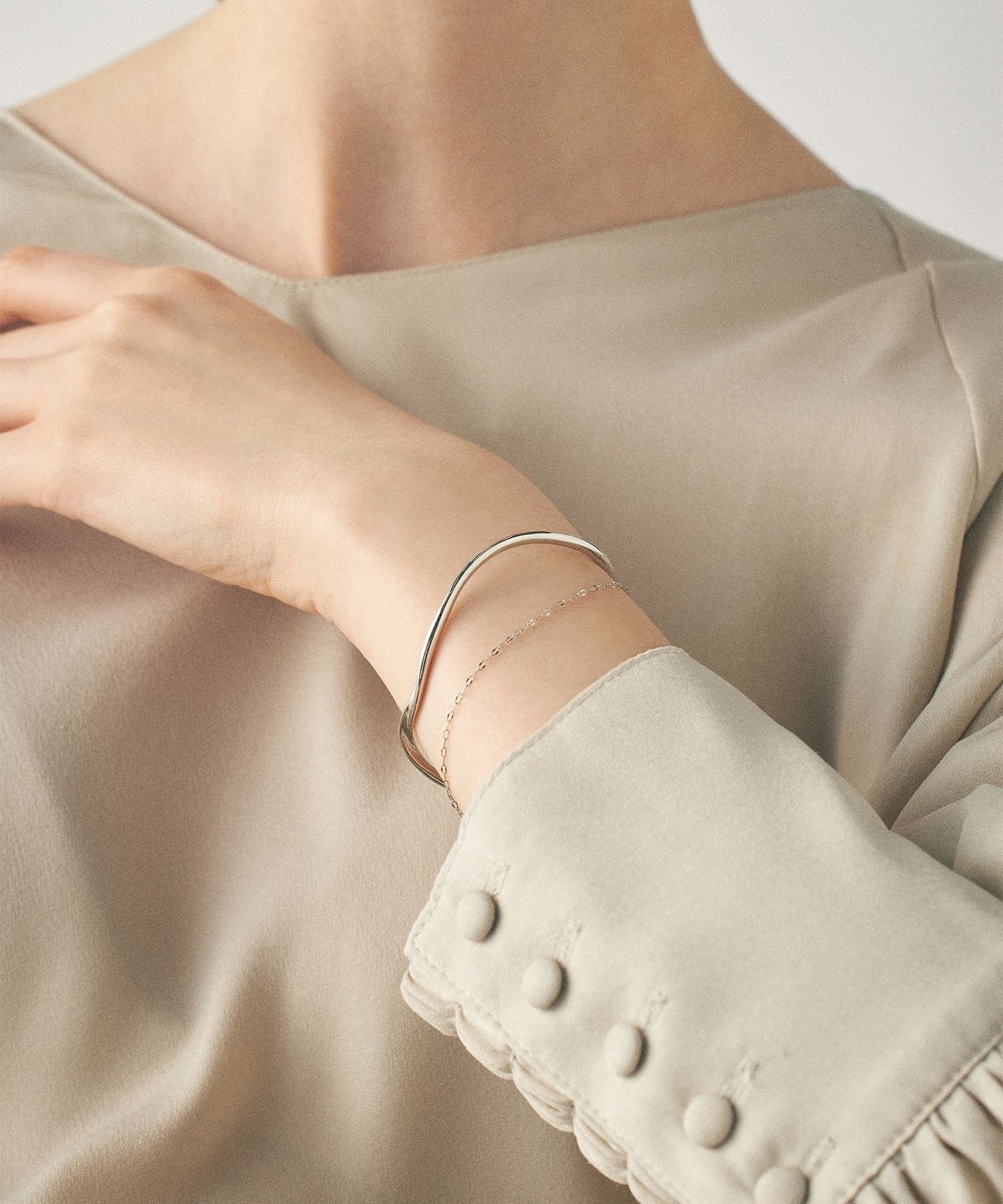 ete｜レイヤード バングル ペタルチェーン | Rakuten Fashion(楽天