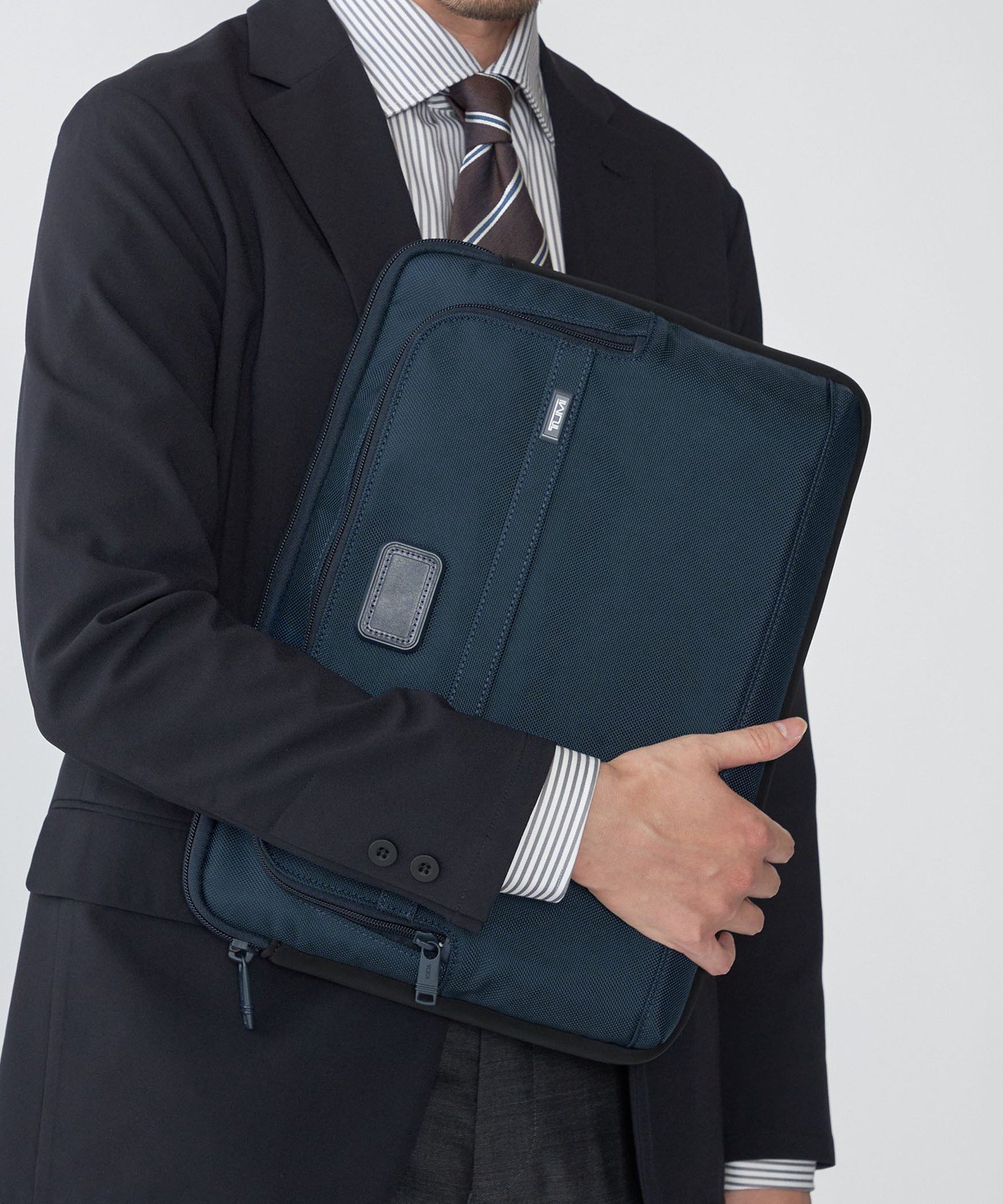 SHIPS｜【SHIPS別注】TUMI:ラージ(PC15インチまで)・ラップトップ