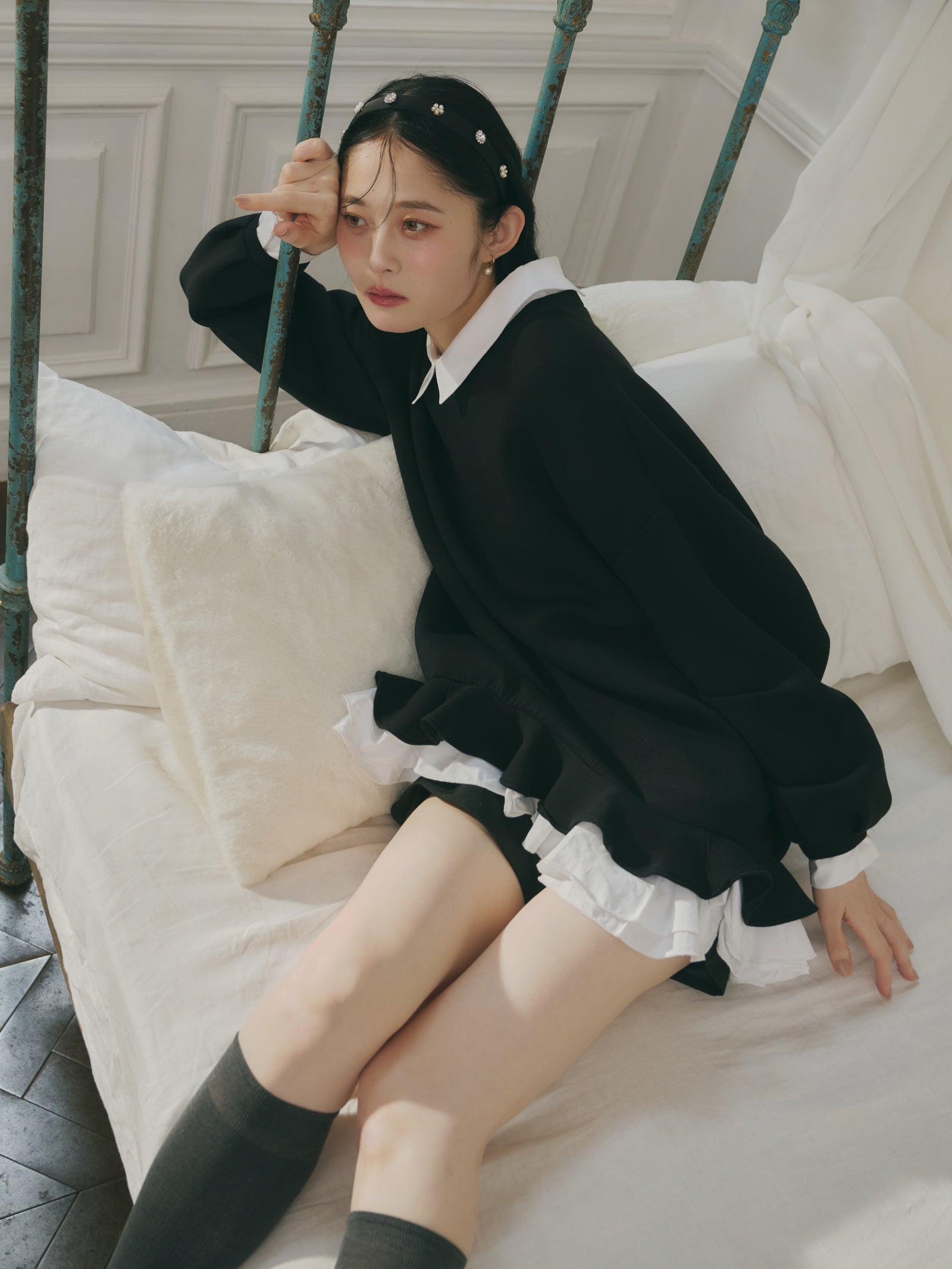 Olu.｜フリルレイヤードダンボールスウェット | Rakuten Fashion(楽天