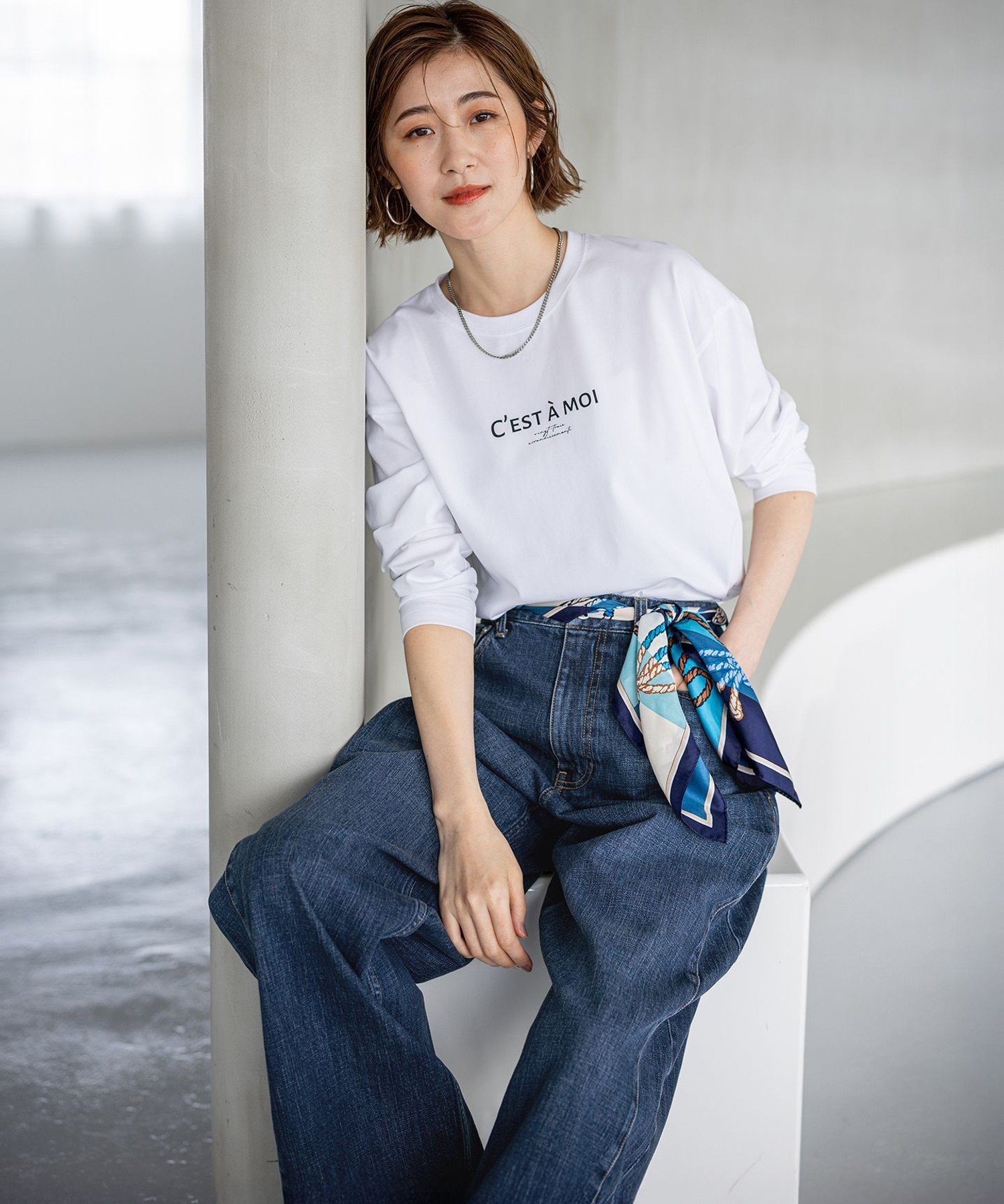 23区｜【見上愛さん着用/RED CARD TOKYO×23区】カーヴィー デニム