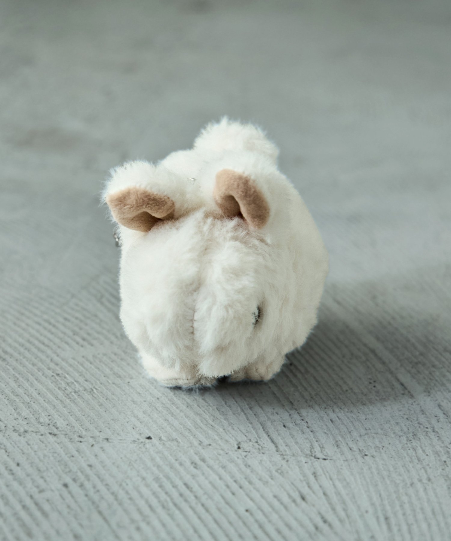 bflat｜ふわふわウサギチャーム ぬいぐるみ | Rakuten Fashion(楽天