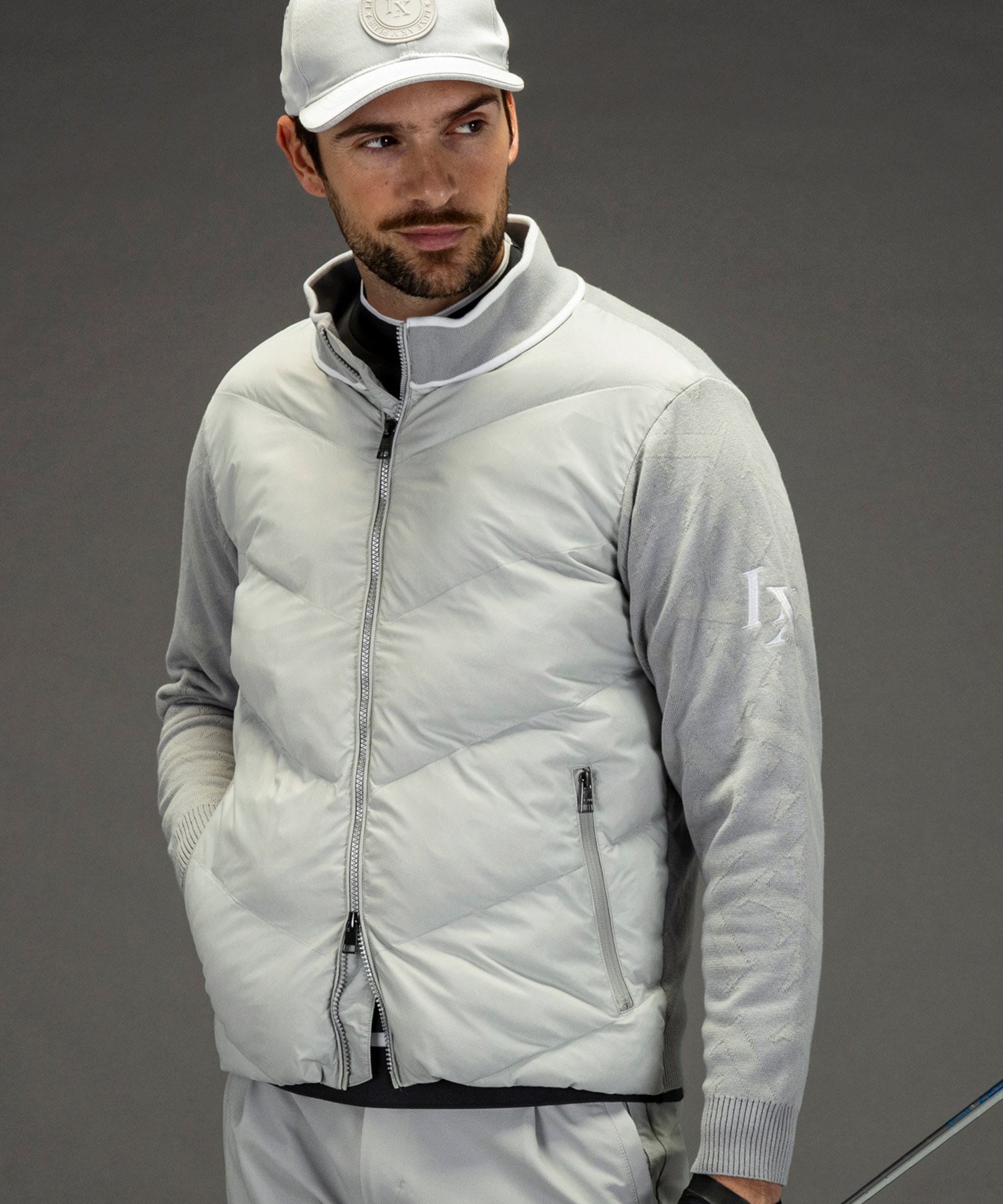 SHIFFON｜LUXEAKMPLUS ゴルフ スリーブニットパデッドスタンド