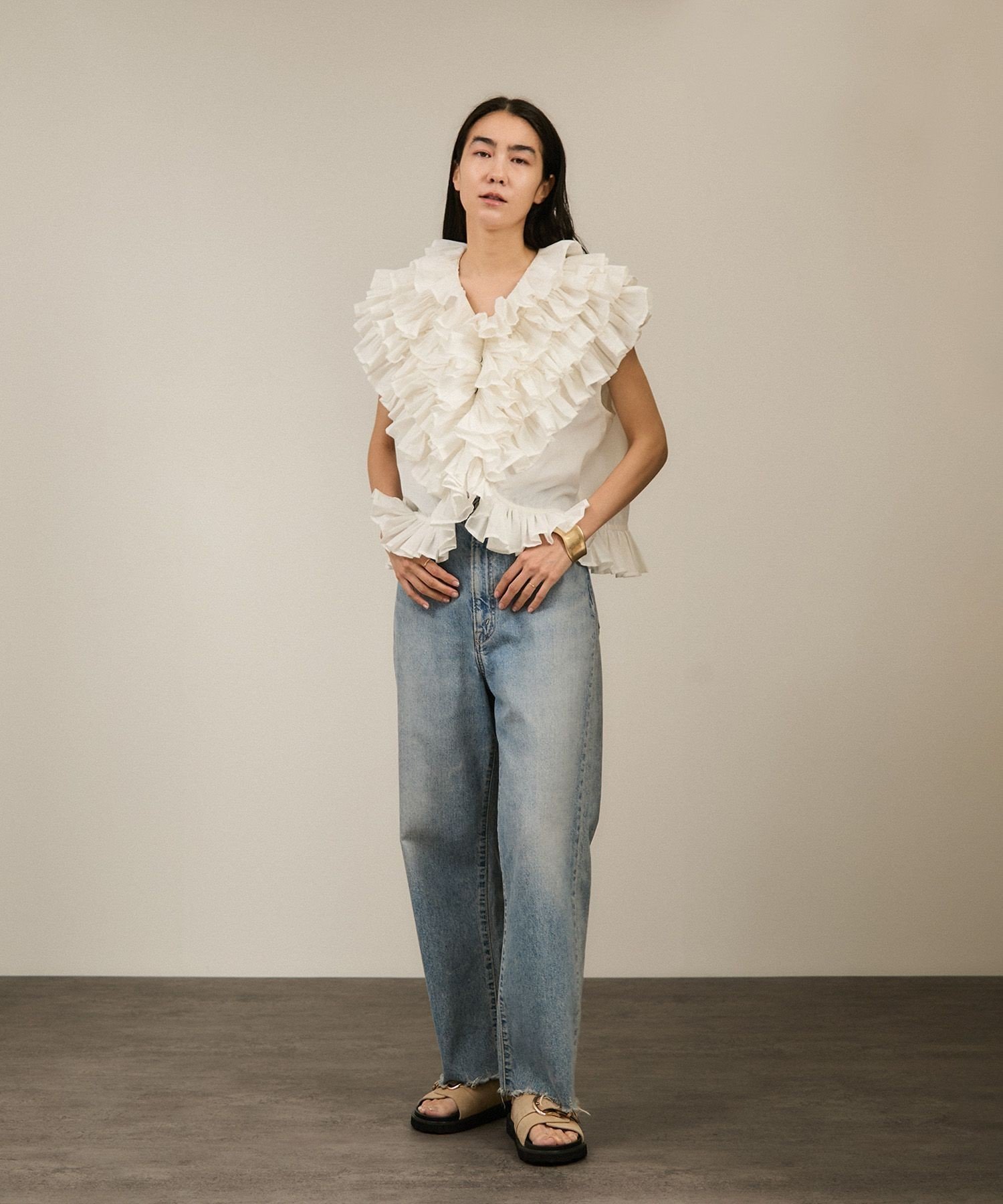 SALON adam et rope'｜【crinkle crinkle crinkle】別注フリルポンチョ