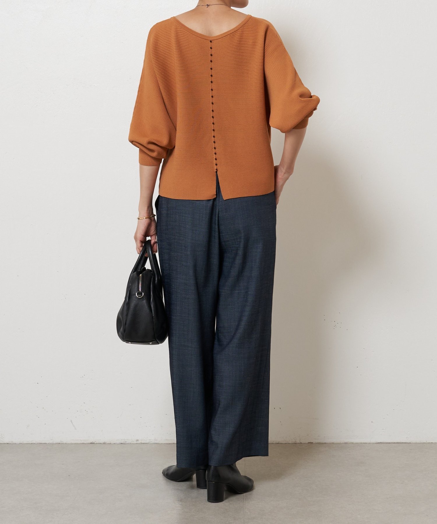 BEARDSLEY｜後ろパールニット | Rakuten Fashion(楽天ファッション／旧