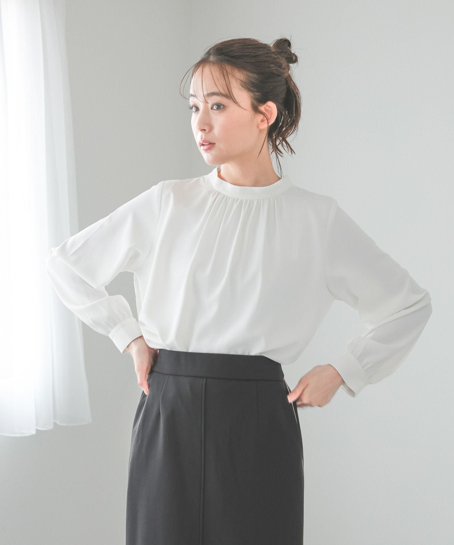 GLOBAL WORK｜お手入れラクラクスタンドギャザーブラウス/133608