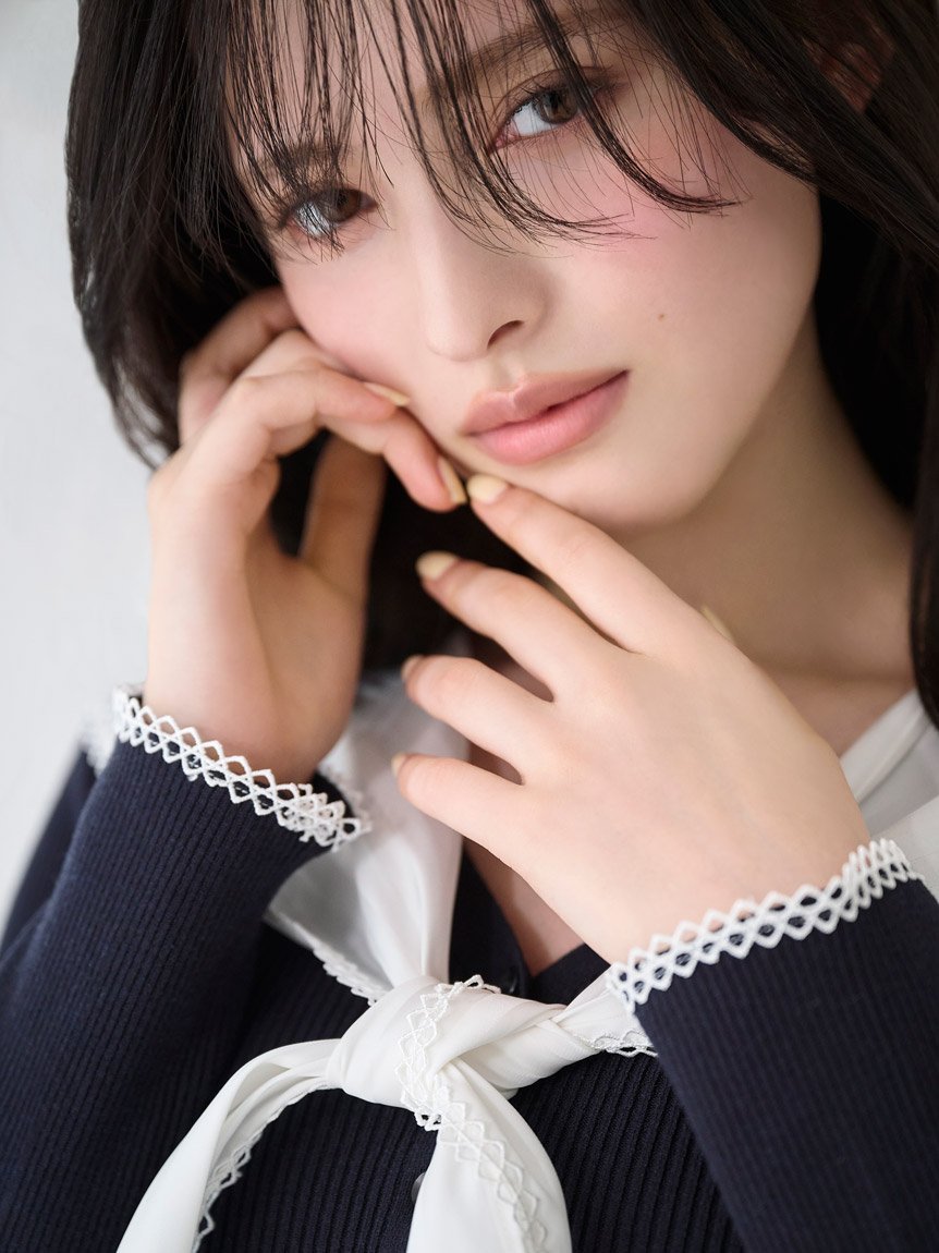 SNIDEL｜Sustainableスカーフブラウスドッキングプルオーバー