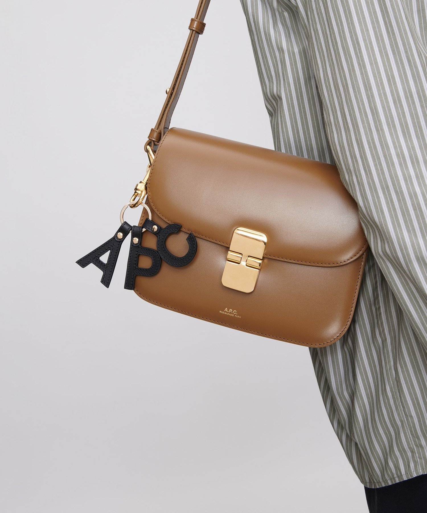 A.P.C.｜APC レターキーリング | Rakuten Fashion(楽天ファッション