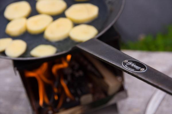 楽天市場】PETROMAX シュミーデアイゼン フライパン sp28 12546