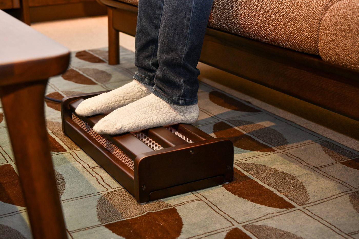 楽天市場】【半額☆200円OFF】25日0時～ 木枠フットヒーター 幅49cm 幅