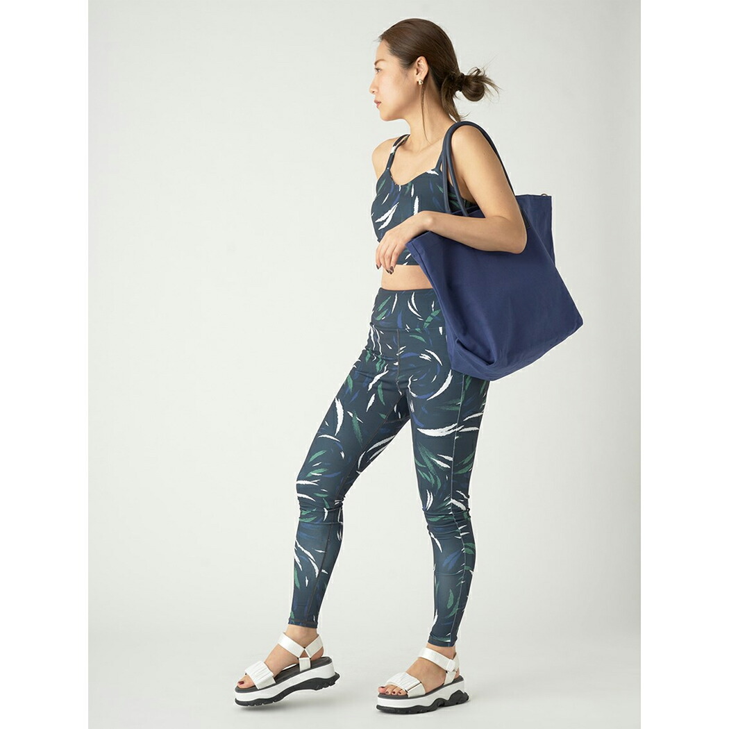 楽天市場】エミ emmi emmi yoga leaf柄レギンス レディース ホワイト