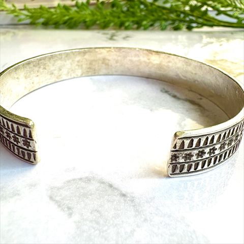 楽天市場】【送料無料】カレンシルバー カレン族バングル シルバー925