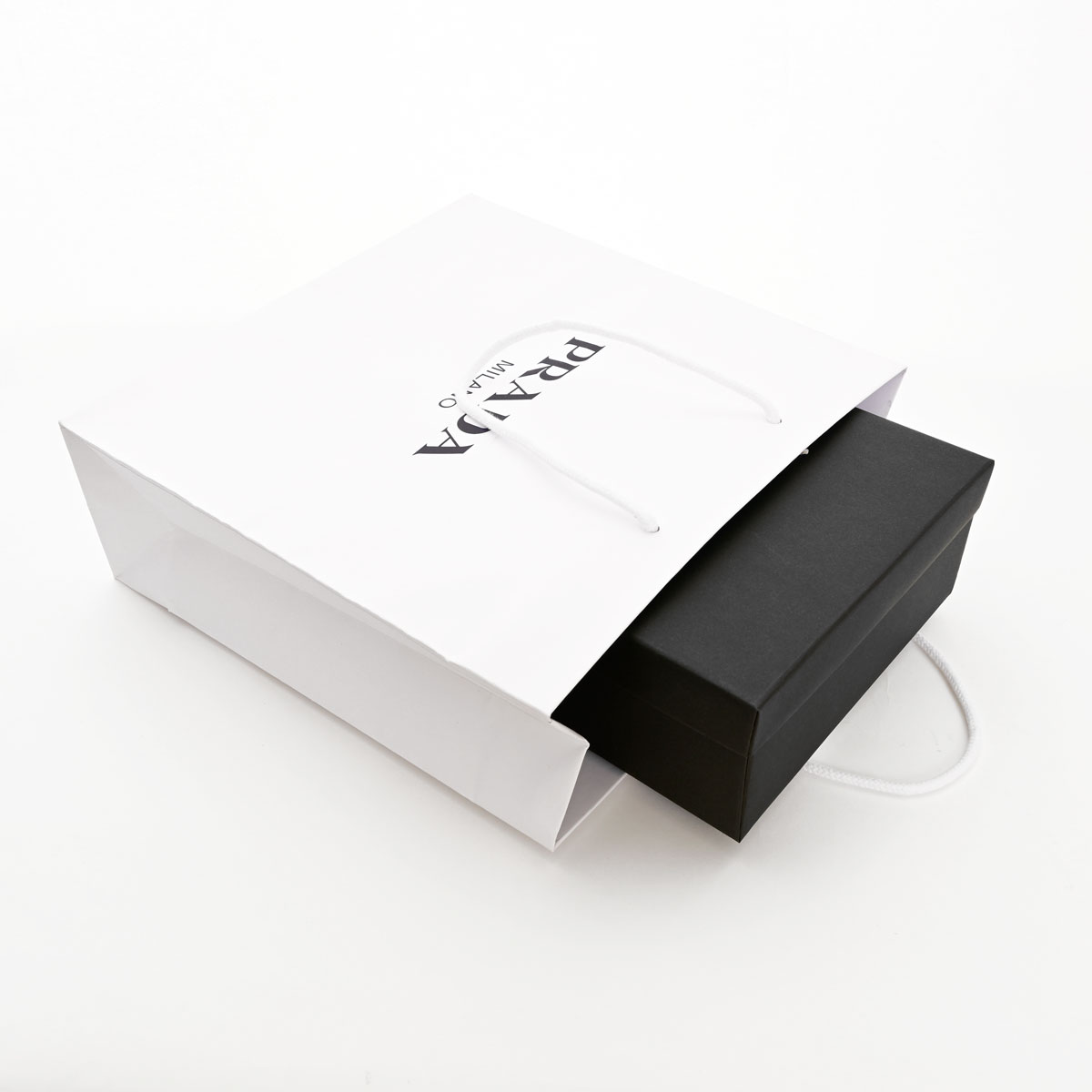 楽天市場】【ショッパー付】PRADA プラダ 正規品 巾着バック Re Nylon