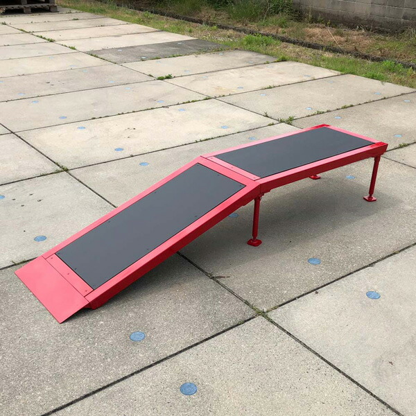 楽天市場】スケボー ボックス ツムラ スケートボードセクション