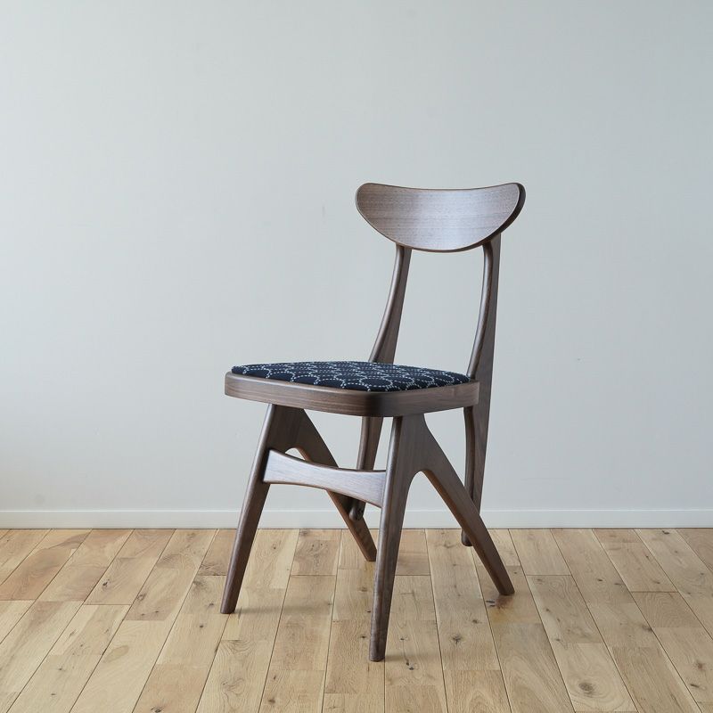 楽天市場】【全4色】マルニ60 デルタチェア ウォルナット ファブリック