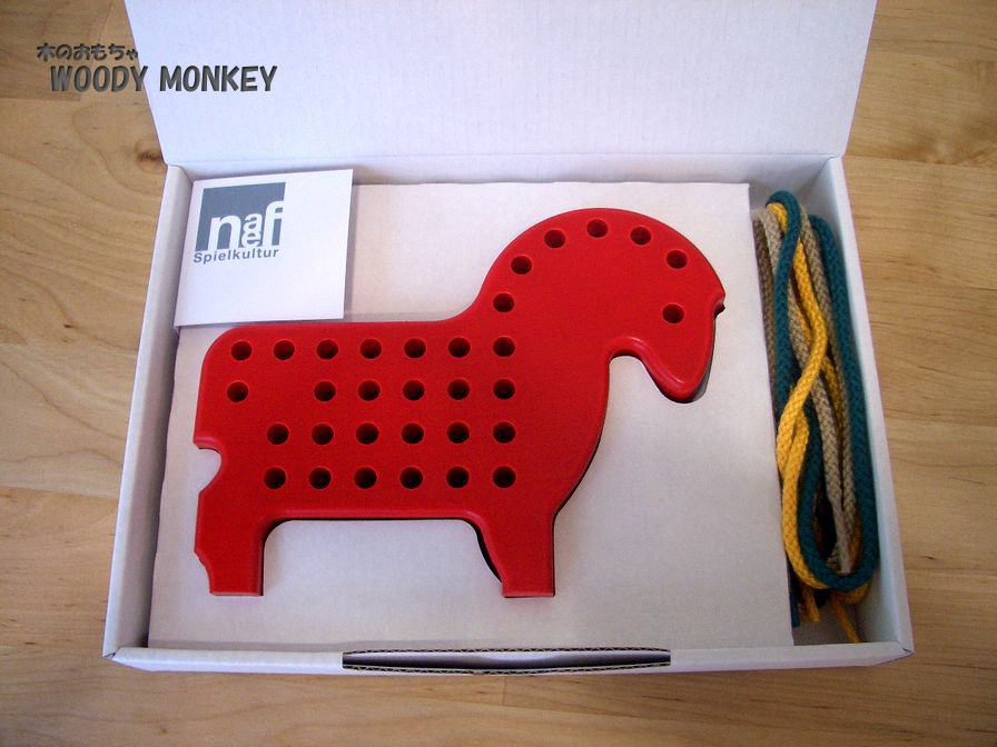 楽天市場】ネフ社naef ひも通しポニー 赤 : 木のおもちゃ ウッディモンキー