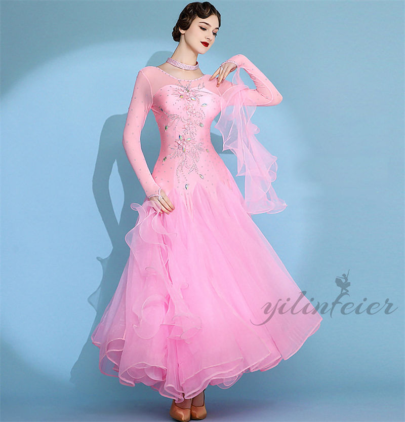 フリル付きピンクドレス社交ダンスドレス新品