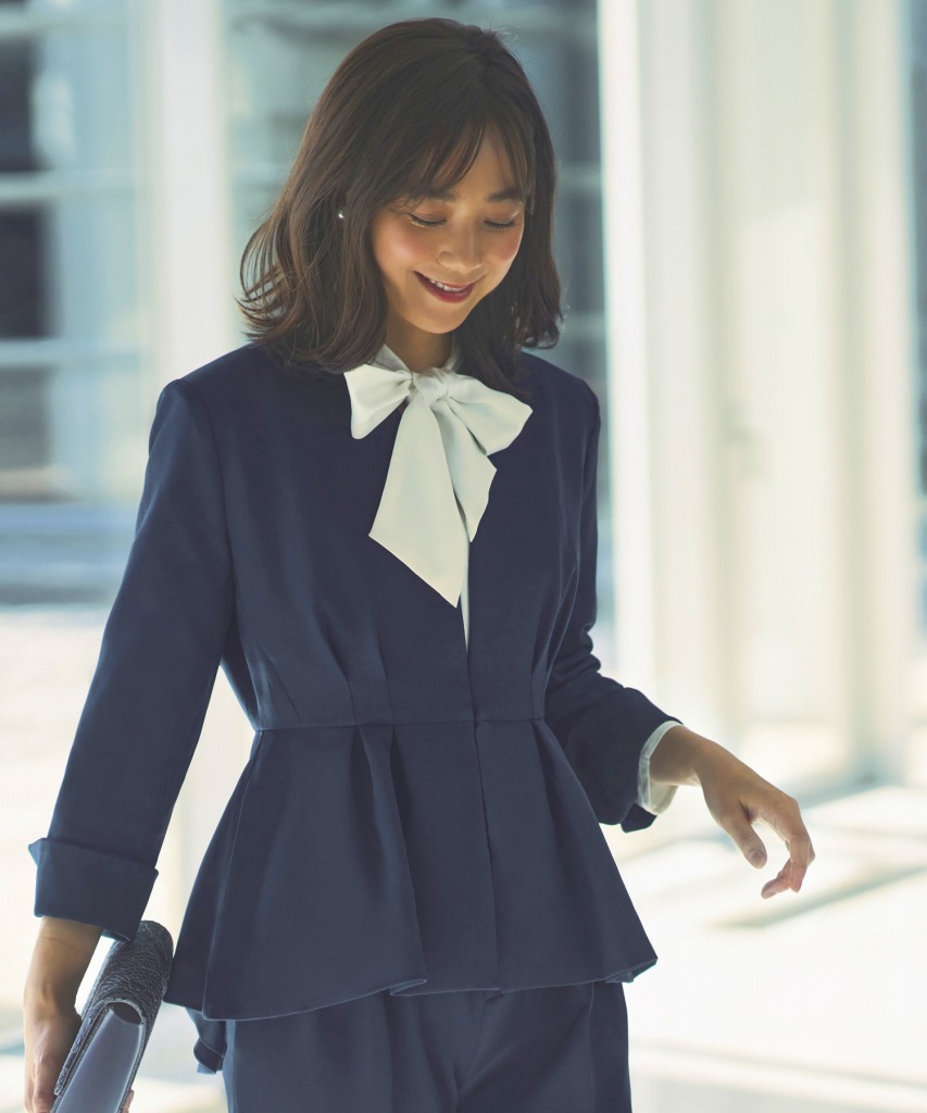 楽天市場】【S~5L】ノーカラーウエストタックペプラムパンツスーツ3点