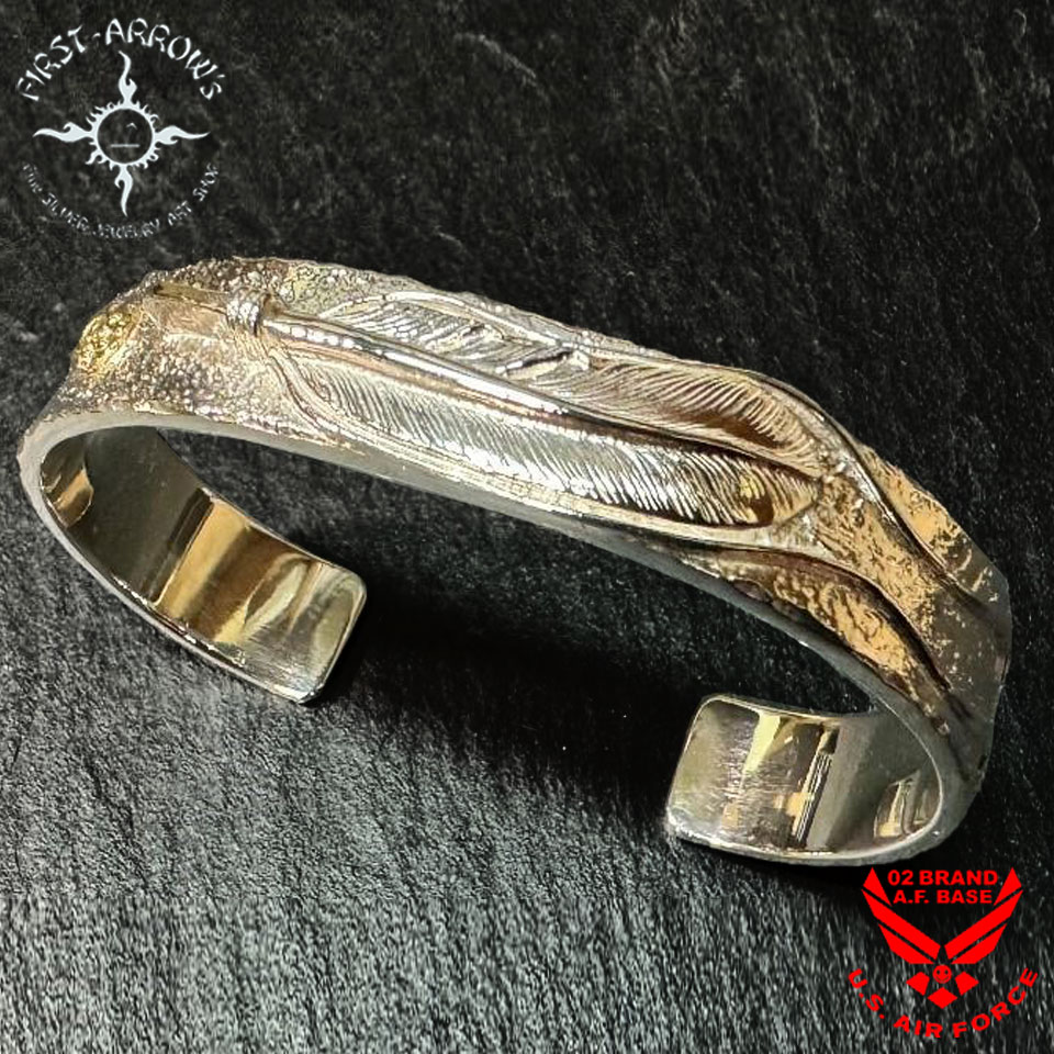 楽天市場】ポイント2倍!!ファーストアローズ K18付 フェザーベアロック