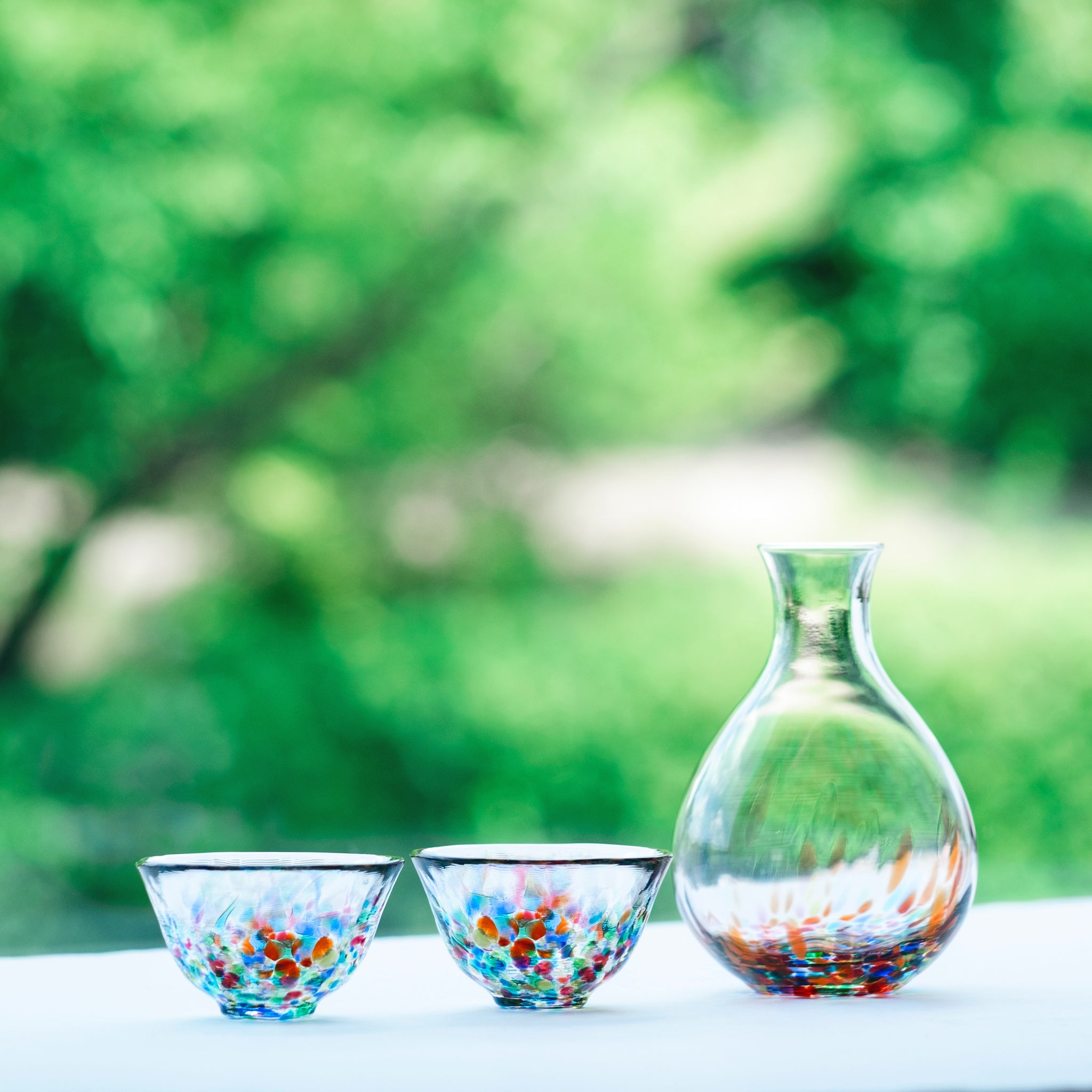 津軽びいどろ ねぶた流し 酒器セット | ガラスの徳利とおちょこの