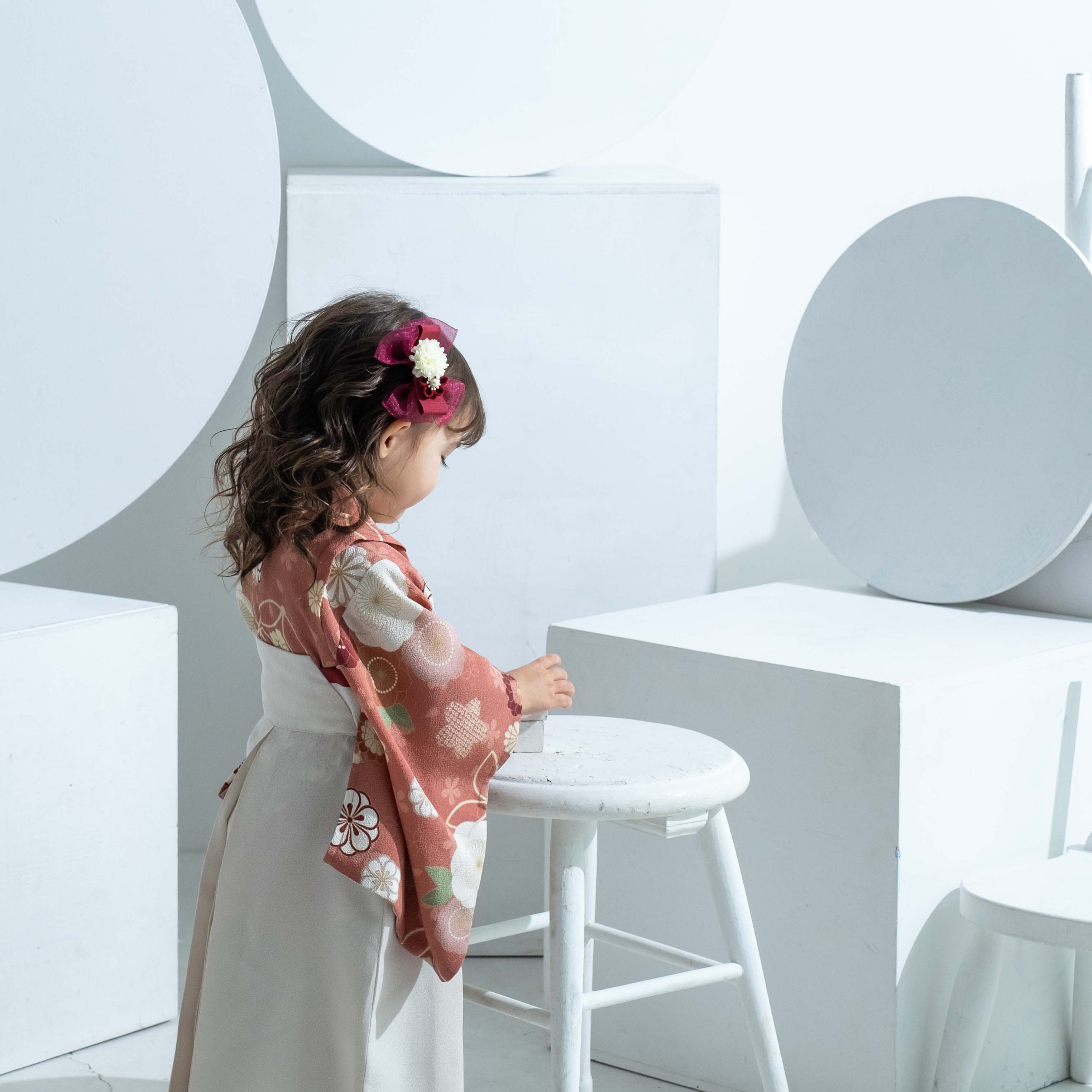 ベビー袴と髪飾り おすすめの組み合わせ 女の子 – tsukihana-つきはな-