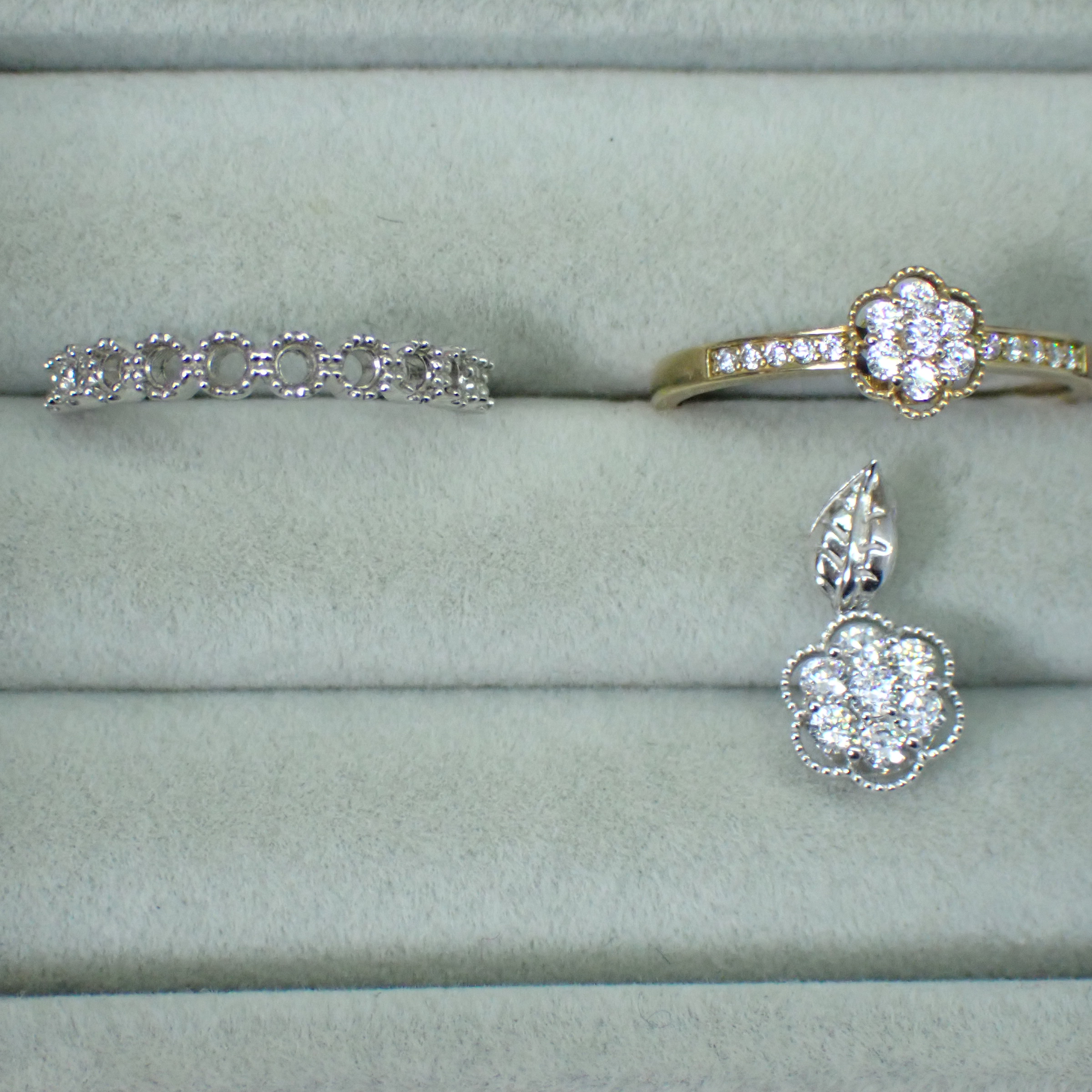 ジュエリー加工にもオススメ☆ネオンカラーのパライバトルマリン 7pc