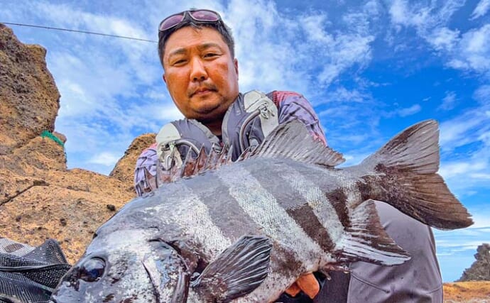 夜明け前の沖磯釣りで60cmイシダイをキャッチ【山口・見島】潮の動きと