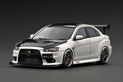 Mitsubishi Lancer Evolution X (CZ4A) Pearl White(1/43 Scale