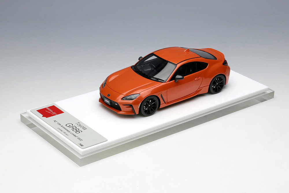 EM690 EIDOLON 1/43 トヨタ GR86 RZ '10th Anniversary Limited' 2022