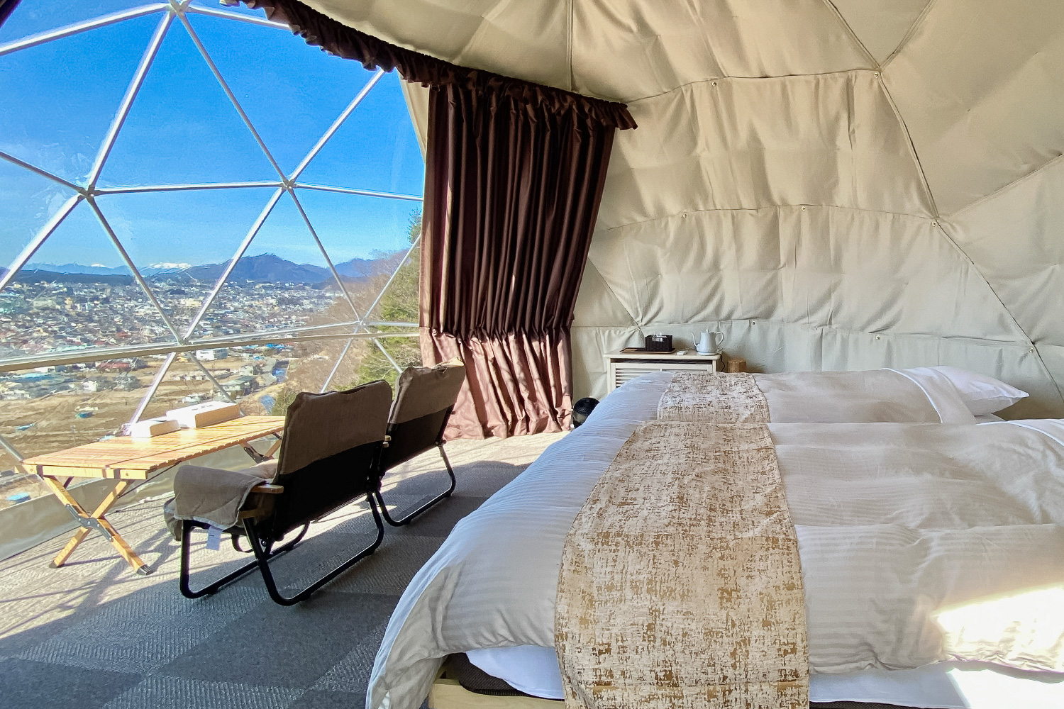 富士山ビューのグランピング施設「杓子山ゲートウェイキャンプ