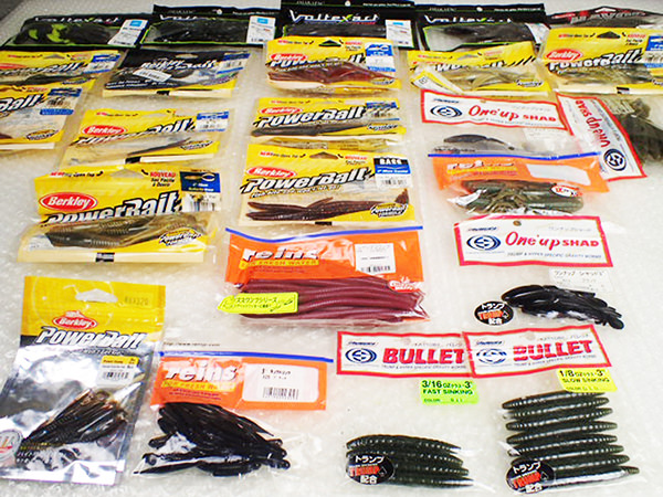 ルアーのワームをまとめて買取致しました！