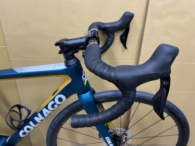 COLNAGO 2023年モデルのV3 DISC 105 Di2 & V3 Disc ULTEGRA Di2 が入荷