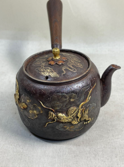 龍文堂 安之介造 鉄瓶 買取実績 - 骨董品を高く売るならトレジャー