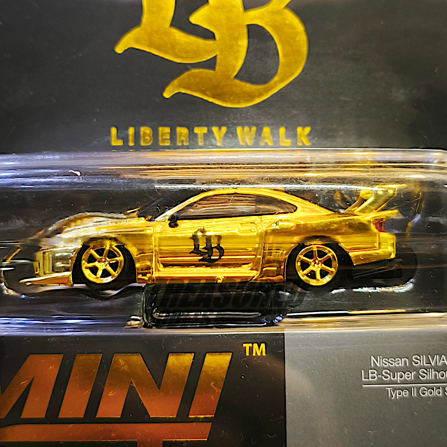 Mini GT Nissan Silvia S15 LB-Super Silhouette Type II Gold Chrome