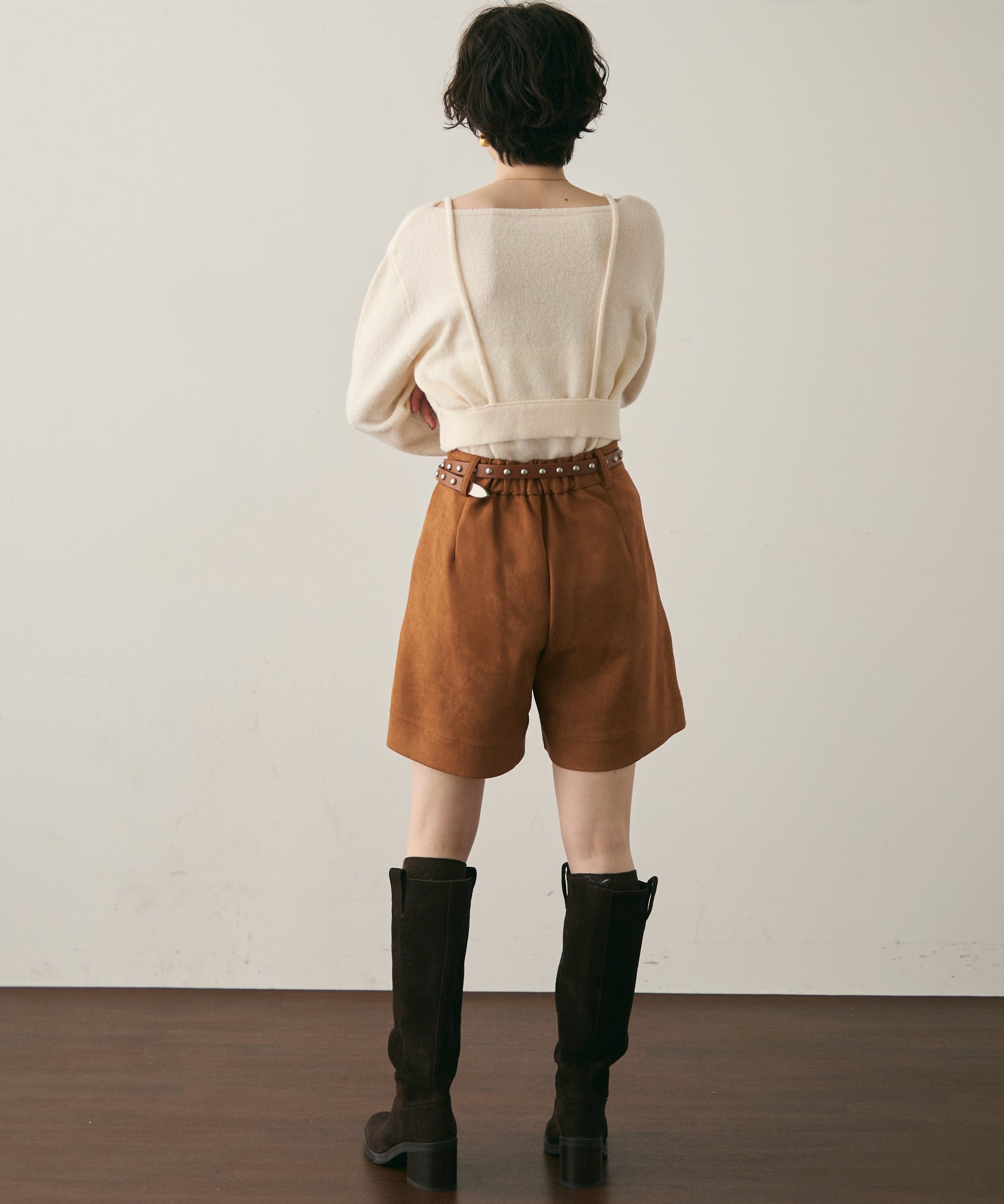 スエードライクタックハーフパンツ | Trish