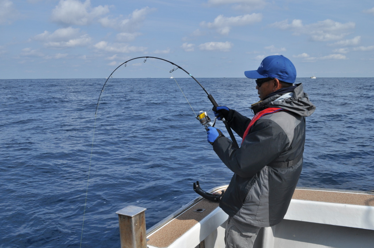 TrickStar 624 (Jigging Spinning Model for Yellowtail) | TRUTH JAPAN