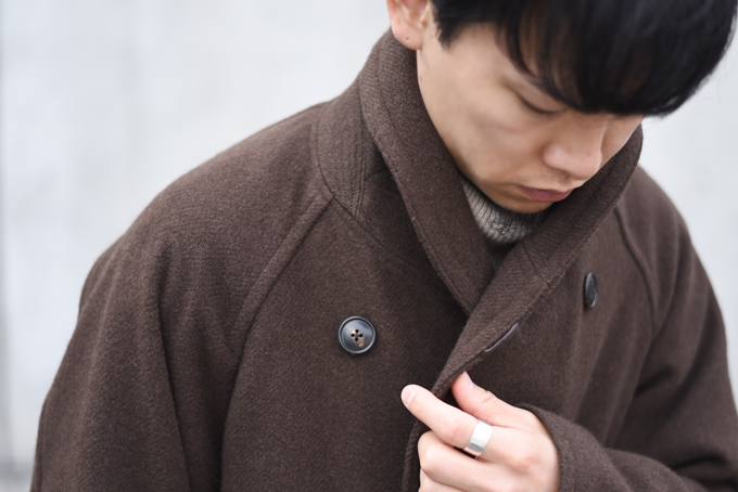 COMOLI -ヤクメルトン ショールカラーコート,バルカラーコート